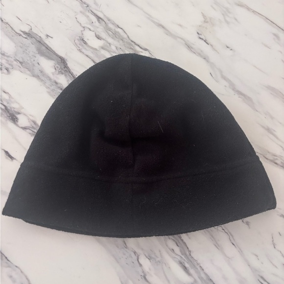 Carhartt Fleece Beanie Hat Black Cap Unisex Winter Hat Warm Fitted One Size - Picture 2 of 4